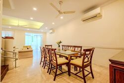Seagull Walk (D16), Terrace #566596071